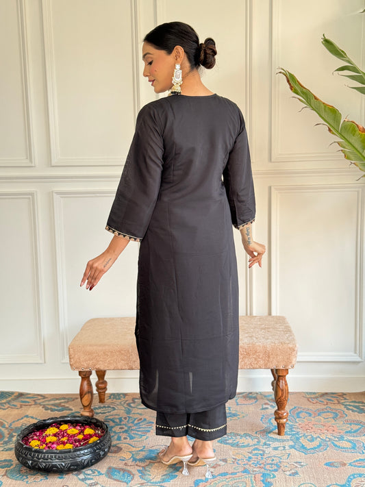 Clothas Women Regular Chanderi Silk Kurti with Trousers & With Dupatta Black (Gargi)