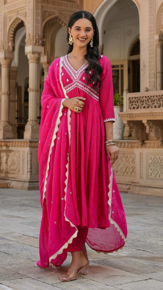 Clothas Chanderi Silk Kurti Set Pant with Duppatta Pink (Anchal)