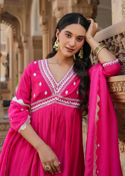 Clothas Chanderi Silk Kurti Set Pant with Duppatta Pink (Anchal)
