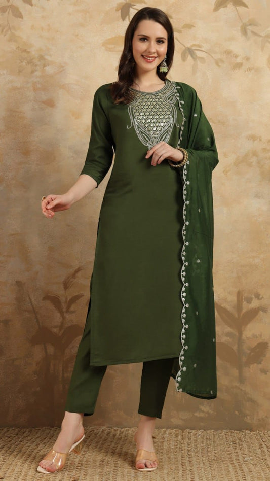Clothas Women Chanderi Kurti Pant with Duppata Mahendi